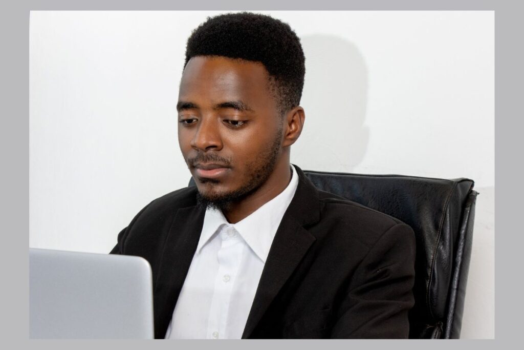 5 Digital Skills to Earn Money Online in 2025